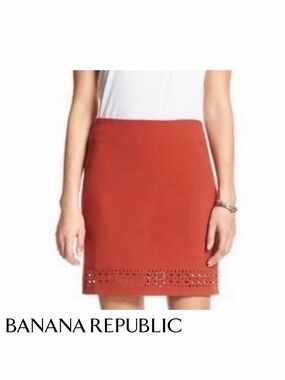 Banana Republic Laser Cut Detail Pencil Mini Skirt